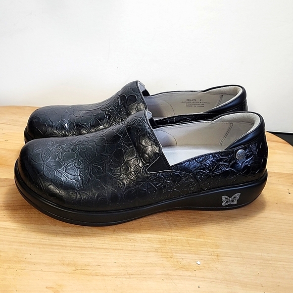 Alegria Keli Azure Leaded Glass Clogs - Picture 3 of 11